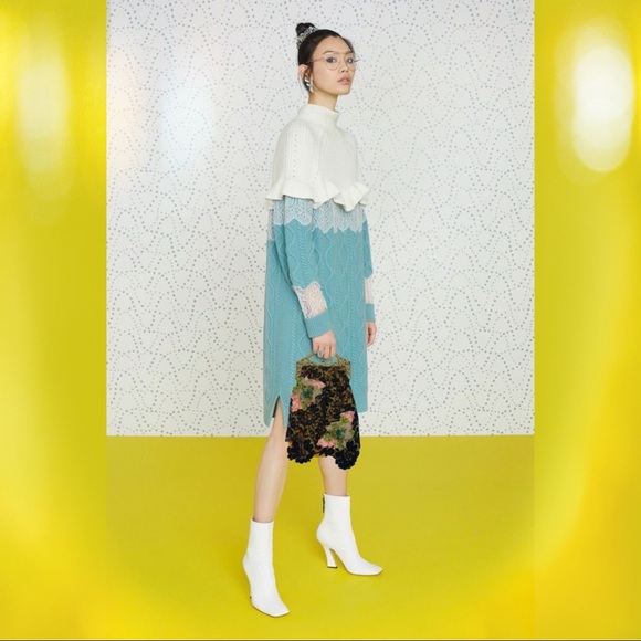 Vintage Brass Handle Black Lace Beaded Bag - Picture 4 of 16